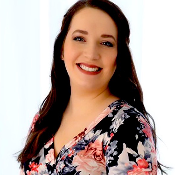 Meet your Posher, Kelsie - Picture 1 of 2